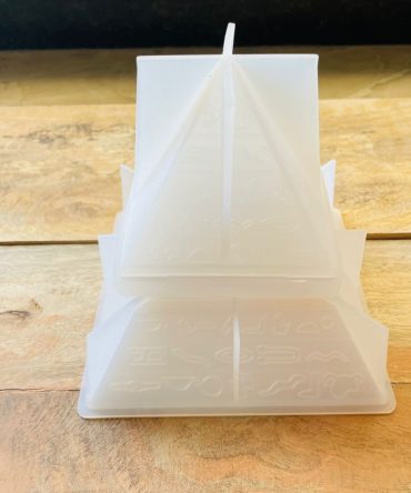 Pyramid Ash Tray Silicon Mould
